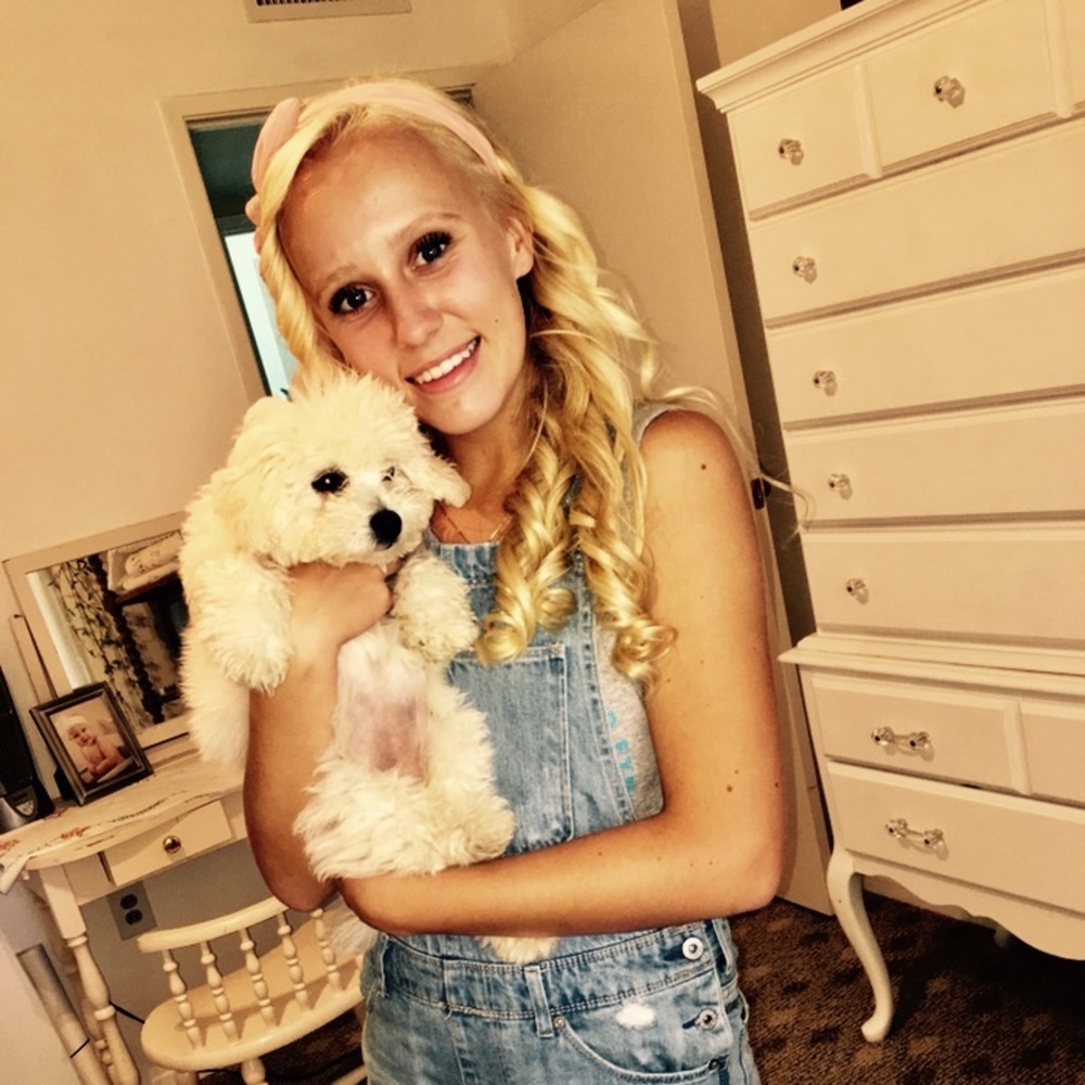 Meet your Posher, Lexi